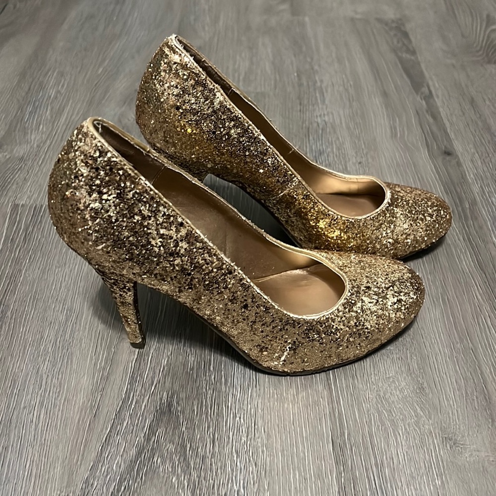 Candies’s Gold Glitter Heels